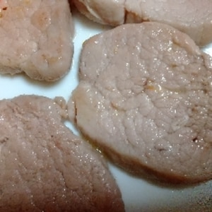 簡単やわらか！豚ヒレ肉の塩麹漬け焼き